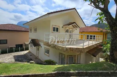 Casa com 2 dormitórios à venda, 174 m² por R$ 750.000,00 - Vargem Grande - Teresópolis/RJ