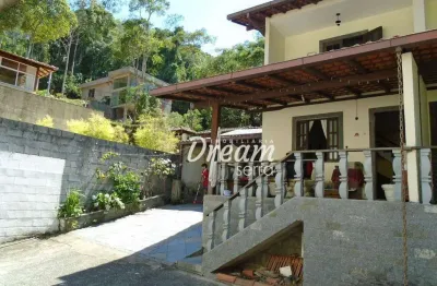Casa com 3 dormitórios à venda, 120 m² por R$ 320.000,00 - Prata - Teresópolis/RJ