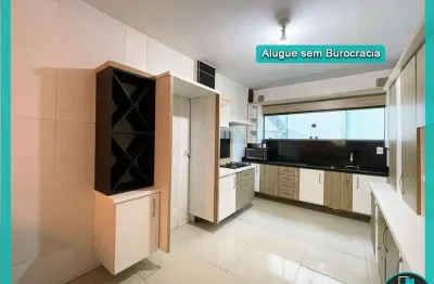 Casa em condomínio para alugar no bairro alto 250m² com 3 quartos, 1 suíte, 1 demi, 4 banheiros e 4 vagas de garagem, churrasqueira por r$6.900,00/mês