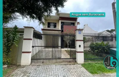 Sobrado para alugar no orleans 139m² com 3 quartos, 1 suíte, ático gourmet com churrasqueira e 2 vagas de garagem por r$ 4.500,00/mês