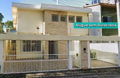 Casa para alugar no alto da glória com 3 quartos, 3 suítes, 3 vagas de garagem com 218² por r$ 8.300,00/mês