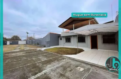 Casa para alugar no cajuru com 4 quartos, 3 salas, 3 banheiros, 10 vagas de garagem, 340 m² por r$6.500,00/mês