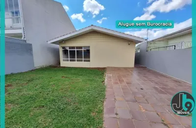 Casa para alugar no bairro guaíra 120m², com 3 quartos, 3 salas, 1 banheiro, edicula nos fundo, 2 vagas de garagem por r$ 5.000,00/mês.