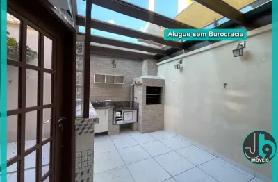 Sobrado em Condomínio para Alugar/Vender no Vila Izabel 135m² com 3 quartos, 1 suíte, hidro, churrasqueira e 2 vagas por R$4.600/mês ou R$ 950.000,00