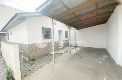 Casa com 2 quartos para alugar na Rua William Booth, 765, Boqueirão, Curitiba