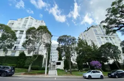 Apartamento com 2 quartos para alugar na Avenida Senador Souza Naves, 1450, Cristo Rei, Curitiba