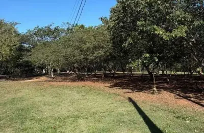Terreno à venda com 300 m² no condomínio lagos d'icaraí na cidade de salto/sp.