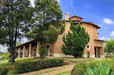 Chácara à venda: 10.000 m² de lazer, piscina, lago e casa rústica em condomínio exclusivo. natureza, conforto e infraestrutura completa!