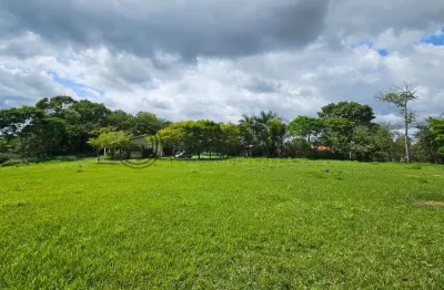 Chácara no residencial parque laguna em salto-sp com 3 casas, baias, ateliê e salão de festas!