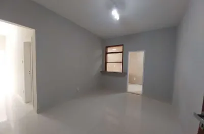 Apartamento com 2 quartos para alugar na avenida augusto de lima, 1135, barro preto, belo horizonte por r$ 2.000