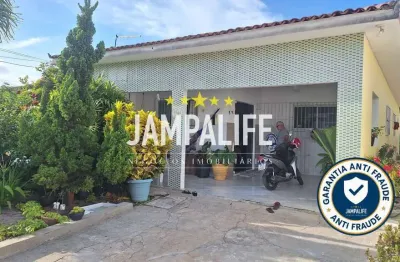 Casa com terreno de 339,75 m2 próximo a praia em ponta de campina