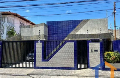 Casa com 4 quartos à venda na Rua Alessandro Oliveira Porto, 71, Luzia, Aracaju