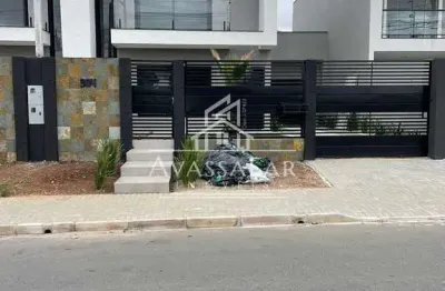 Espaçoso sobrado de 3 quartos com terraço, eucaliptos, fazenda rio grande - pr