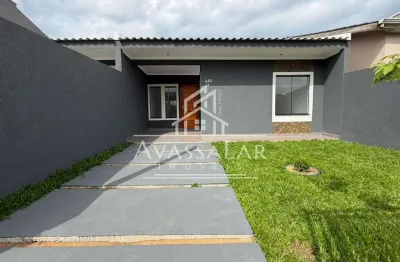 Casa em fase de acabamento no bairro iguaçu com três dormitórios e suíte