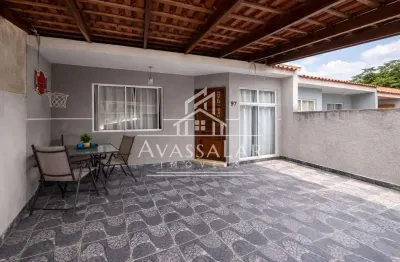 Casa com 3 Dormitórios e 2 Vagas - Gralha Azul | Fazenda Rio Grande PR