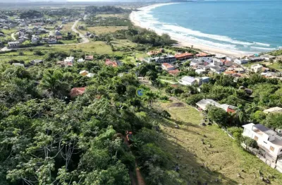 Terreno com vista privilegiada para o mar, na praia da gamboa, em garopaba.