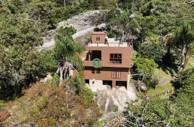 Excelente oportunidade de adquirir uma casa na encantadora praia da gamboa, em g