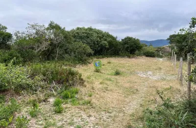 Terreno à venda na Servidão Quaresmeira Roxa, sn, Macacu, Garopaba