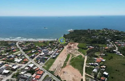 Loteamento mirante da baleia em imbituba. localizado a 150 metros do mar.