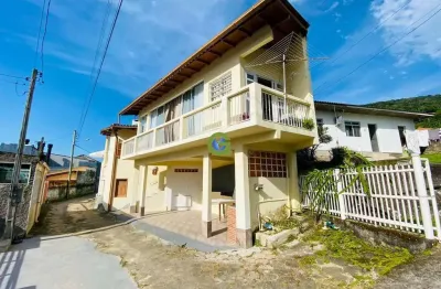 Ótima casa porteira fechada à venda na praia da gamboa, garopaba!