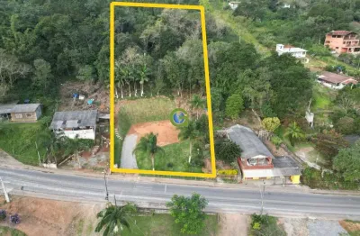 Terreno arborizado pronto para construir a 5 km do mar