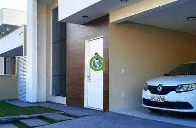 Linda casa no bairro pedra branca com vista para cordilheira do cambirela.