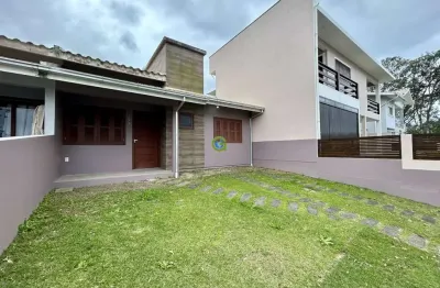 Casa geminada 2 dorm (1 suíte) | 75 m² | 700m do mar – pinguirito, garopaba - sc