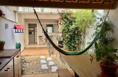 Sobrado 2 suítes à venda em são josé, sc - areias, com pátio e gourmet