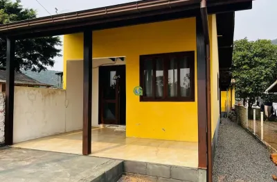 Casa com 2 quartos e ótima localização a 500m da praia – gamboa, garopaba
