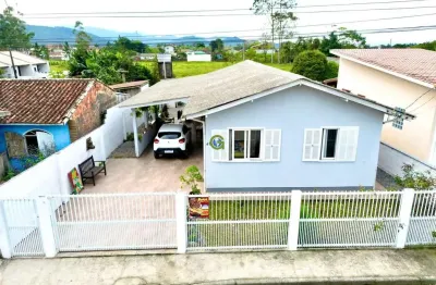 Casa ampla com edícula e 3 vagas no bairro nova belém – paulo lopes
