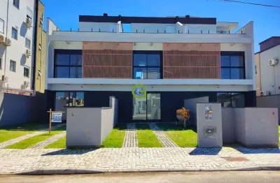 Sobrado novo com 3 suítes e terraço gourmet no canto norte dos ingleses/sc