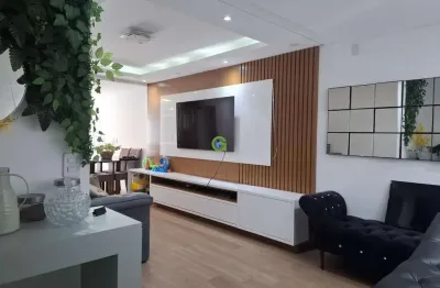 Sobrado em são josé forquilhas com sacada estendida e alto padrão de acabamento