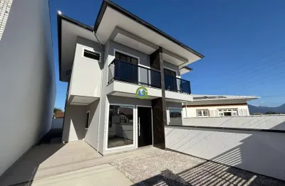 Sobrado novo com 3 quartos e suíte no pagani palhoça - alto padrão!