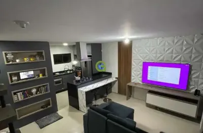 Casa ampla com suíte, escritório e área de lazer coberta na serraria