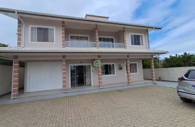 Oportunidade na praia do sonho/sc – casa duplex semimobiliada a 450m do mar!