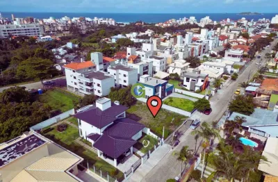 Terreno unifamiliar de 558 m² no canto norte dos ingleses – próximo ao mar