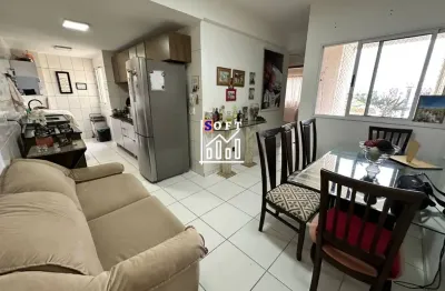 Qr 404 apartamento de 02 quartos c/ armários + vaga de garagem.