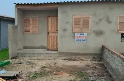 Excelente oportunidade casa escriturada com entrada facilitada na rua dos bombeiros em balneário pinhal  r$30,000 entrada