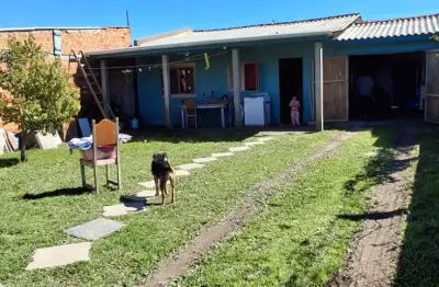 Oportunidade única casa sozinha no pátio semi mobiliada, próximo de escolas e mercados                r$ 115.000