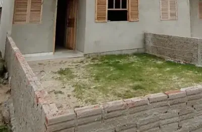 Casa escriturada, em fase de construção na praia de pinhal su