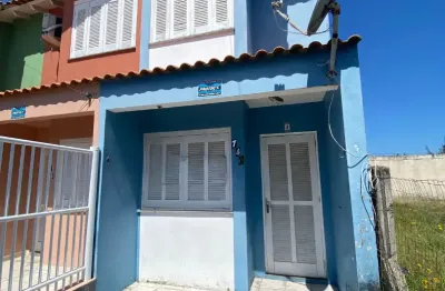 Sobrado mobiliado á venda na praia de cidreira, apenas 250m do mar