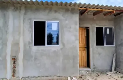 Oportunidade casa com entrada de r$30,000 na praia de magisterio 600 metros do mar