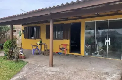Excelente casa na praia de quintão – rs | a menos de 50 metros do mar!