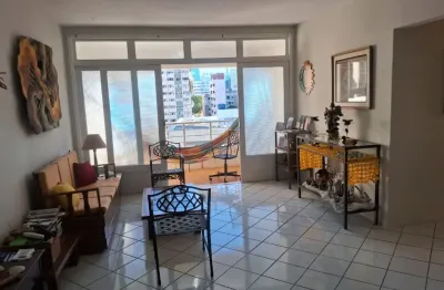 Apartamento amplo com 149m², 3 quartos e varanda – pronto para morar em localização privilegiada!