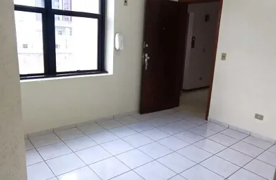 Excelente sala comercial com 3 salas a venda no centro empresarial formato.