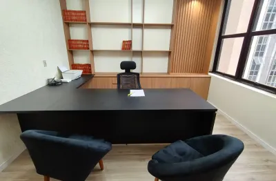 Excelente sala comercial com 3 salas a venda no centro empresarial formato.