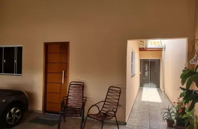 Vendo casa residencial porto seguro na região do ouro verde 2 dormitórios 1 suíte reformada r$ 360 mil aceita financiamento e fgts