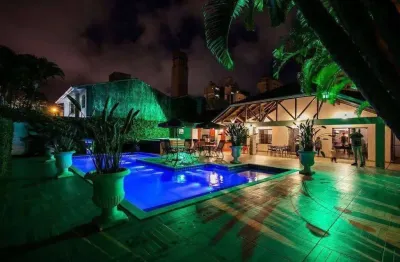 Casa com 6 quartos para alugar na Rua' '2438, 144, Centro, Balneário Camboriú