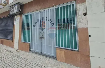 Invista no sucesso do seu negócio! alugue ótima loja 3 com 40 m² no coração do cabo branco!