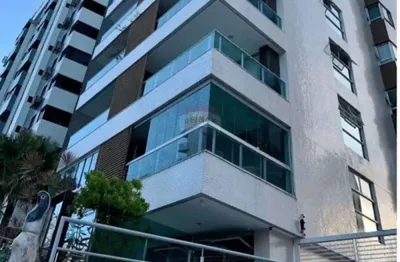 Edifício atlantis praia bela, seu refúgio perfeito em  tambaú,